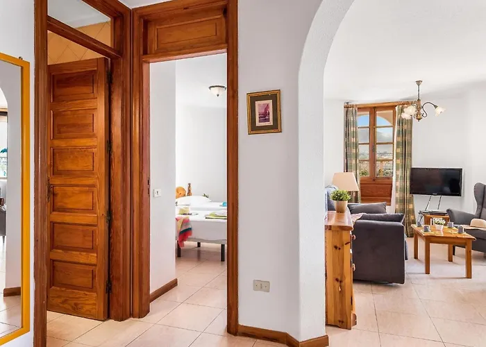 Apartamento 665 Parque Santiago 2, Sea Front, Wifi Playa de las Americas (Tenerife)